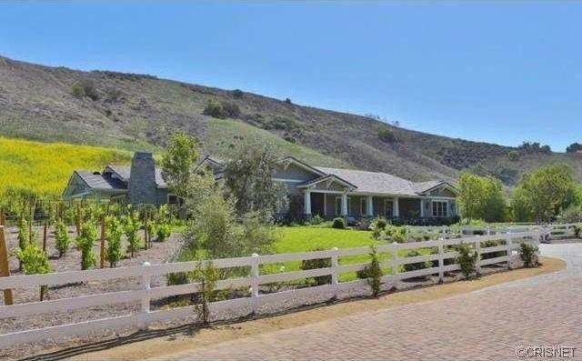 kylie-jenner-new-house-hidden-hills-11