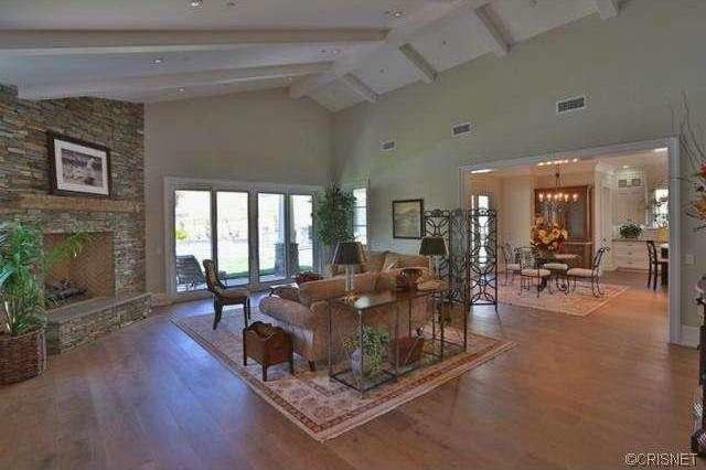 kylie-jenner-new-house-hidden-hills-31